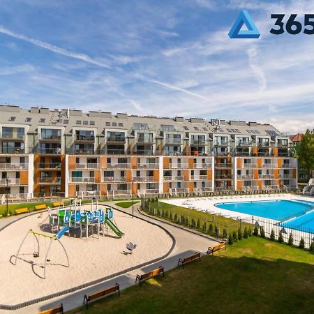 Feniks Kolobrzeg Podczele Basen, Silownia, Bawialnia - 365Pam Exterior foto