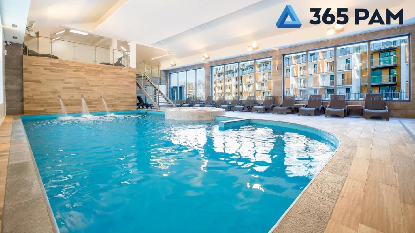 Feniks Kolobrzeg Podczele Basen, Silownia, Bawialnia - 365Pam Exterior foto